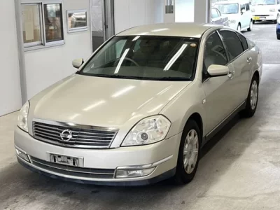 Nissan TEANA