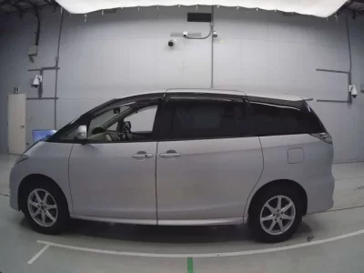 Toyota ESTIMA HYBRID