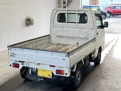Nissan CLIPPER TRUCK