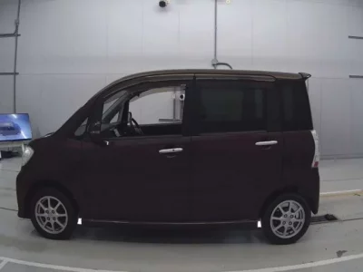 Daihatsu TANTO EXE