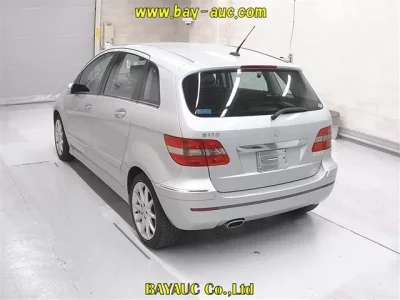 Mercedes-Benz B CLASS