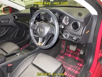 Mercedes-Benz CLA CLASS