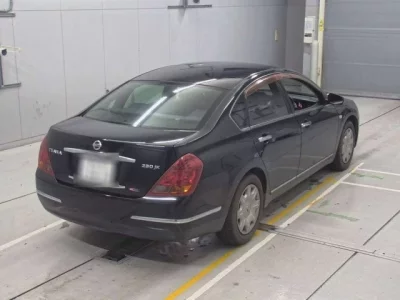 Nissan TEANA