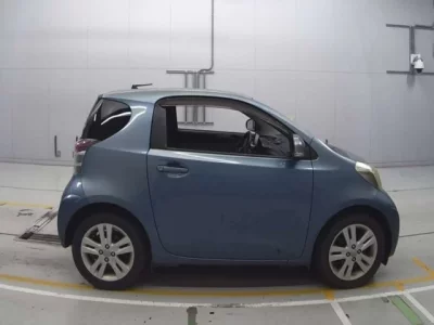 Toyota IQ