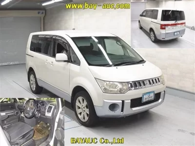 Mitsubishi DELICA D5