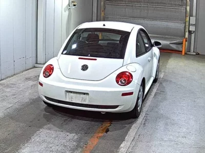 Volkswagen NEW BEETLE