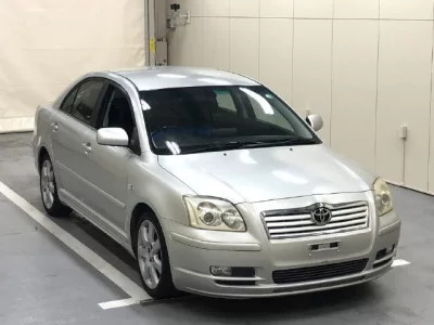 Toyota AVENSIS SEDAN