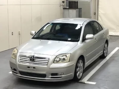 Toyota AVENSIS SEDAN