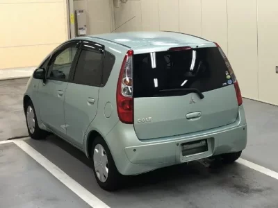 Mitsubishi COLT