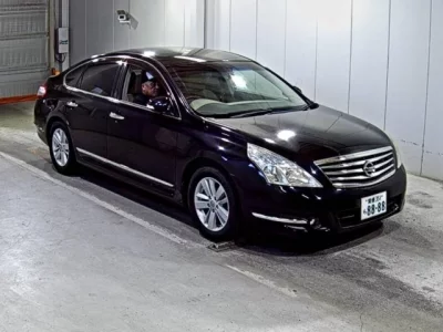Nissan TEANA