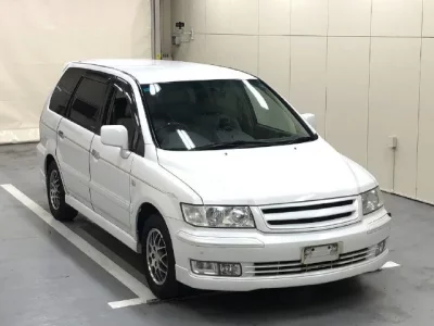 Mitsubishi CHARIOT GRANDIS