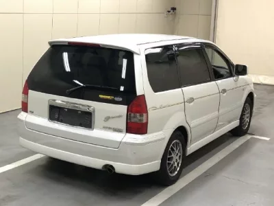Mitsubishi CHARIOT GRANDIS