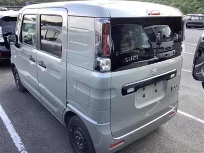 Suzuki SPACIA BASE