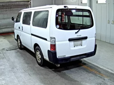 Isuzu COMO
