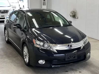 Lexus HS