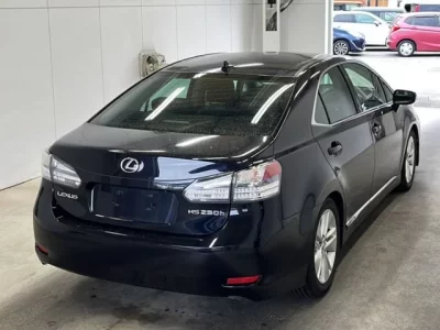 Lexus HS