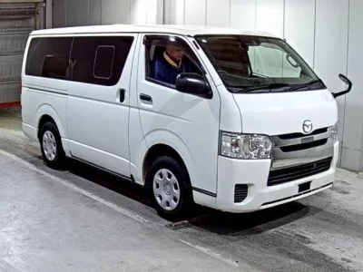 Mazda BONGO BRAWNY VAN