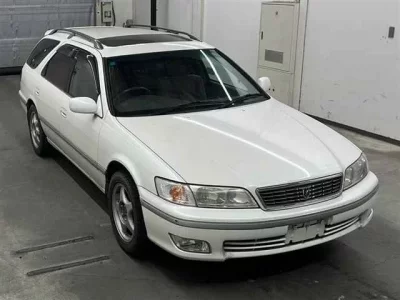 Toyota MARK2 QUALIS