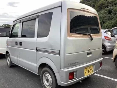 Mitsubishi MINICAB VAN