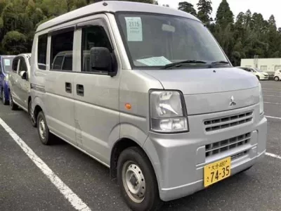 Mitsubishi MINICAB VAN