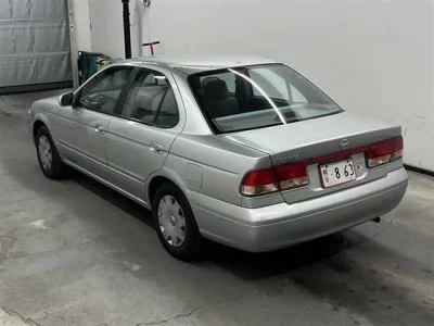 Nissan SUNNY
