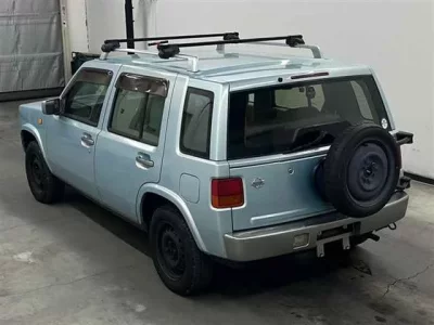 Nissan RASHEEN