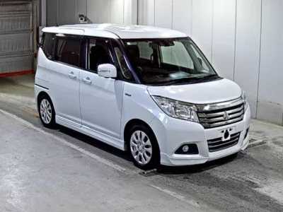 Mitsubishi DELICA D2
