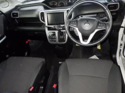 Mitsubishi DELICA D2