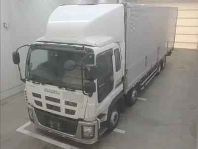 Isuzu TRUCK