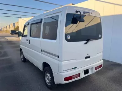Mitsubishi MINICAB MIEV