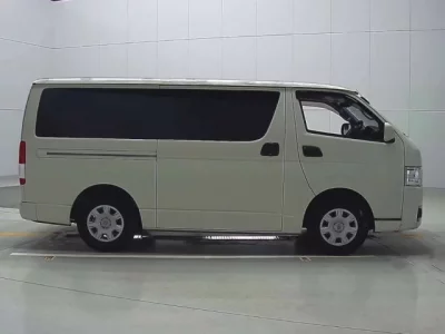 Toyota REGIUS ACE VAN