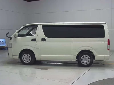 Toyota REGIUS ACE VAN