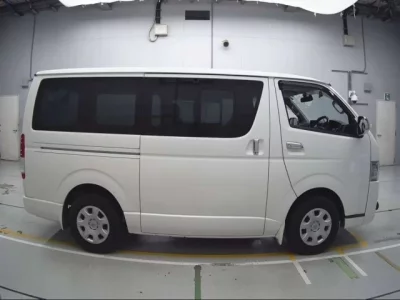 Toyota REGIUS ACE VAN