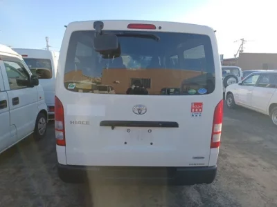 Toyota HIACE VAN