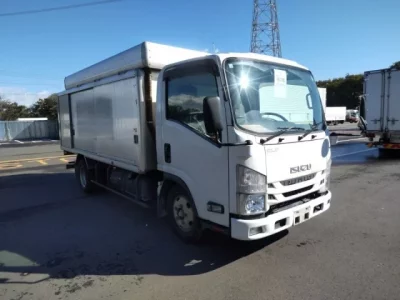 Isuzu ELF