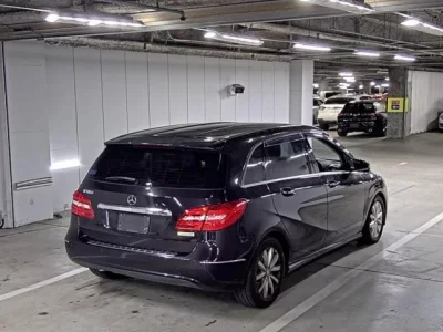 Mercedes-Benz B CLASS