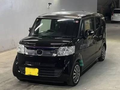 Honda N BOX SLASH