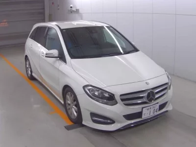 Mercedes-Benz B CLASS