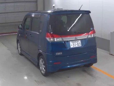 Mitsubishi DELICA D2