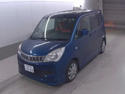 Mitsubishi DELICA D2