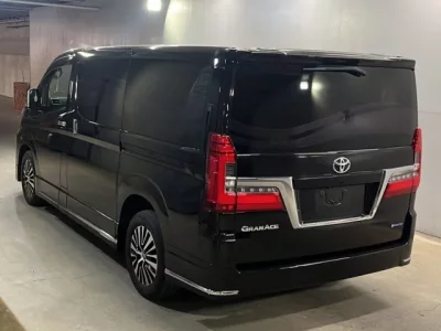 Toyota GRANACE