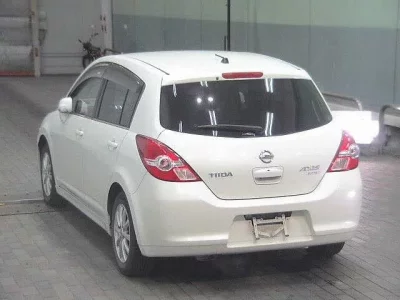 Nissan TIIDA