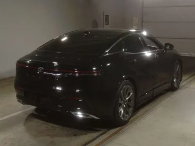 Toyota CROWN CROSSOVER