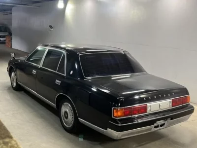 Toyota CENTURY