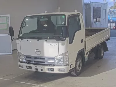 Mazda TITAN