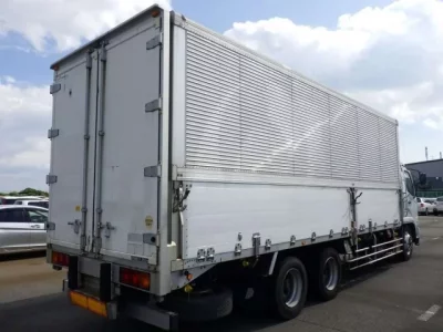 Mitsubishi FUSO FIGHTER