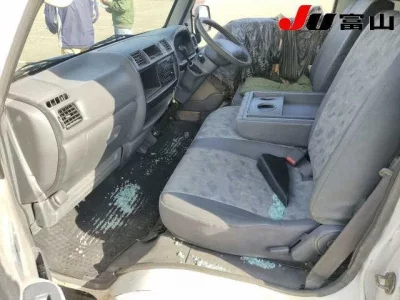 Mazda BONGO BRAWNY VAN