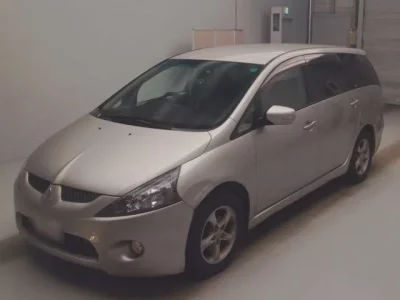 Mitsubishi GRANDIS