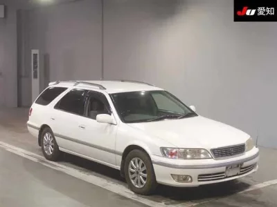 Toyota MARK2 QUALIS