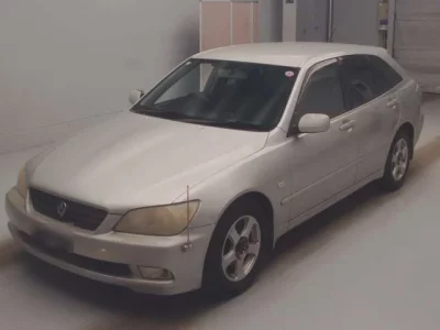 Toyota ALTEZZA WAGON